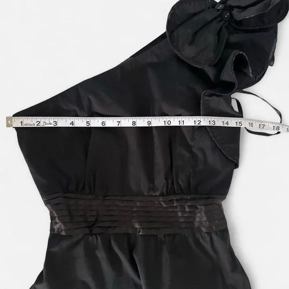 2b Bebe Black One Shoulder Ruffle Blouse Size XS - Picture 4 of 6